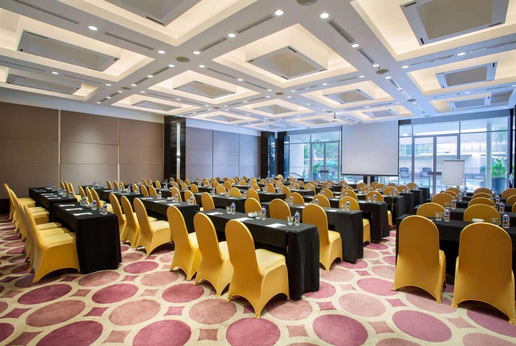Wyndham Casablanca Jakarta Luaran gambar Meeting room